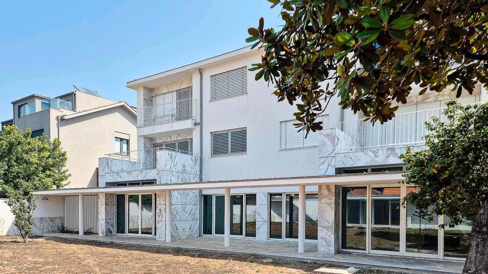 Renovation of Houses in Foz